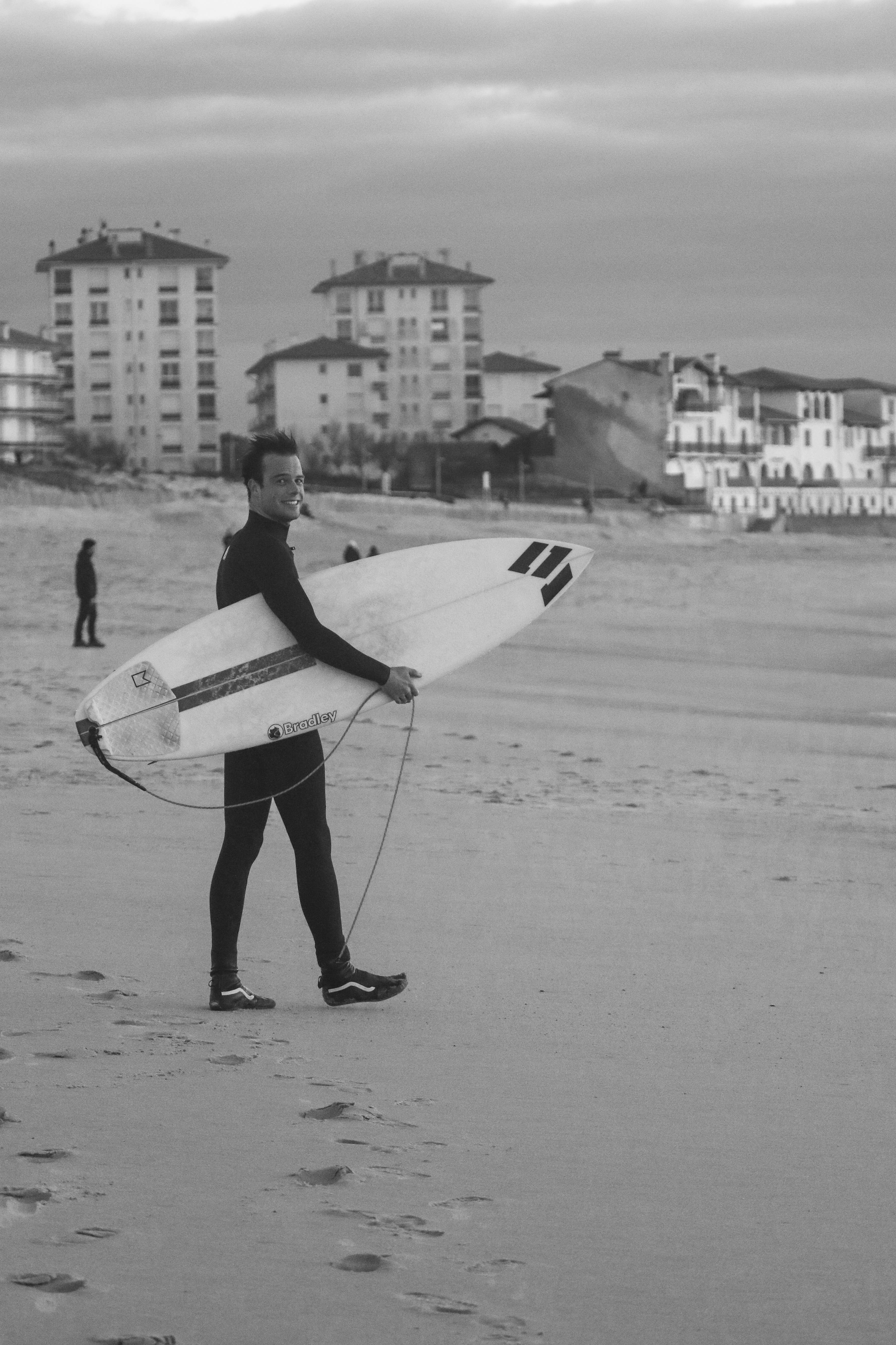 Quelle combinaison choisir pour le surf ?